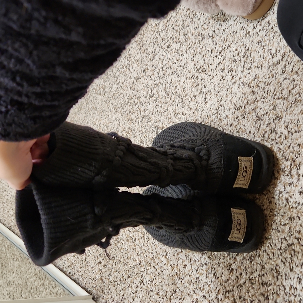 Knit Uggs - image 2